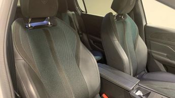 Peugeot 308 54kWh First Edition Auto 5dr