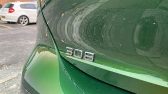 Peugeot 308 1.2 PureTech Allure Premium Hatchback 5dr Petrol EAT Euro 6 (s/s