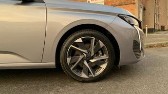 Peugeot 308 Sw 1.2 PureTech Allure Estate 5dr Petrol EAT Euro 6 (s/s) (130 ps)