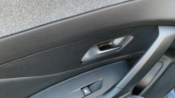 Peugeot 308 Sw 1.2 PureTech Allure Estate 5dr Petrol EAT Euro 6 (s/s) (130 ps)