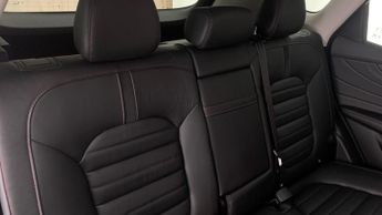 Mg Mg Hs 1.5 T-GDI Trophy SUV 5dr Petrol DCT Euro 6 (s/s) (162 ps)