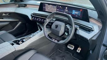 Peugeot 3008 73kWh GT SUV 5dr Electric Auto (210 ps)