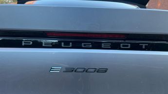 Peugeot 3008 73kWh GT SUV 5dr Electric Auto (210 ps)