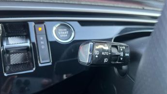 Peugeot 3008 73kWh GT SUV 5dr Electric Auto (210 ps)
