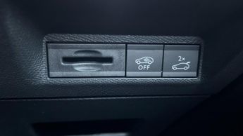 Peugeot 3008 73kWh GT SUV 5dr Electric Auto (210 ps)