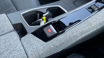 Peugeot 3008 73kWh GT SUV 5dr Electric Auto (210 ps)