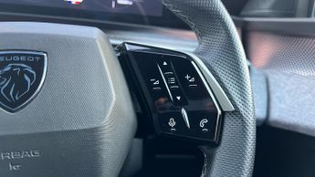 Peugeot 3008 73kWh GT SUV 5dr Electric Auto (210 ps)