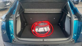 Peugeot 2008 50kWh Allure SUV 5dr Electric Auto (7kW Charger) (136 ps)