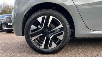 Peugeot 208 50kWh Allure Hatchback 5dr Electric Auto (7.4kW Charger) (136 ps