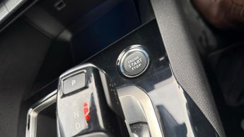 Peugeot 3008 SUV 1.2 PureTech Allure Premium SUV 5dr Petrol EAT Euro 6 (s/s) (130