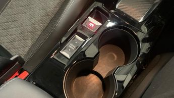 Peugeot 208 1.2 HYBRID Allure Hatchback 5dr Petrol Hybrid e-DSC6 Euro 6 (s/s