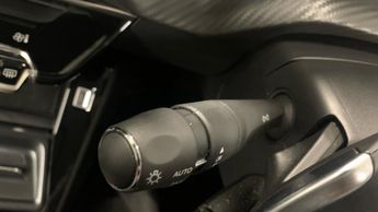 Peugeot 208 1.2 HYBRID Allure Hatchback 5dr Petrol Hybrid e-DSC6 Euro 6 (s/s