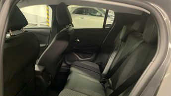 Peugeot 208 1.2 HYBRID Allure Hatchback 5dr Petrol Hybrid e-DSC6 Euro 6 (s/s