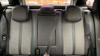 Peugeot 3008 SUV 1.2 HYBRID Allure Premium + SUV 5dr Petrol Hybrid e-DSC6 Euro 6 