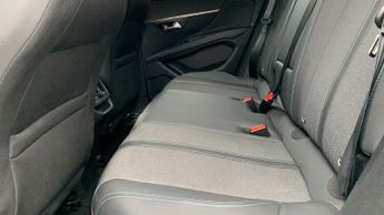 Peugeot 3008 SUV 1.2 HYBRID Allure Premium + SUV 5dr Petrol Hybrid e-DSC6 Euro 6 