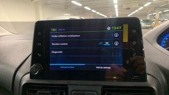 Peugeot Partner 800 50kWh Professional Premium + Standard Panel Van Auto SWB 5dr