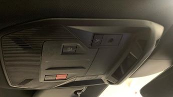 Peugeot 308 54kWh GT Hatchback 5dr Electric Auto (156 ps)