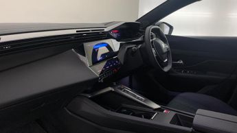 Peugeot 308 54kWh First Edition Hatchback 5dr Electric Auto (156 ps)
