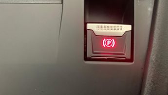 Peugeot 308 54kWh First Edition Hatchback 5dr Electric Auto (156 ps)