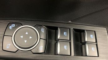 Ford Kuga 1.5 EcoBlue ST-Line SUV 5dr Diesel Auto Euro 6 (s/s) (120 ps)