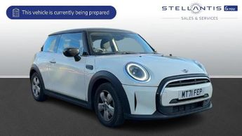 MINI Hatch 1.5 Cooper Classic Hatchback 3dr Petrol Manual Euro 6 (s/s) (136