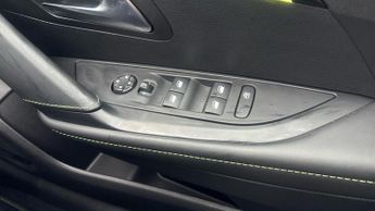 Peugeot 208 1.2 HYBRID GT Hatchback 5dr Petrol Hybrid e-DSC6 Euro 6 (s/s) (1