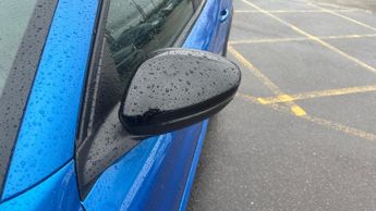 Peugeot 208 1.2 HYBRID GT Hatchback 5dr Petrol Hybrid e-DSC6 Euro 6 (s/s) (1