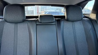 Peugeot 3008 SUV 1.6 13.2kWh Allure Premium SUV 5dr Petrol Plug-in Hybrid e-EAT E