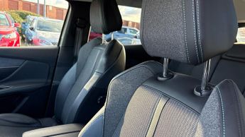 Peugeot 3008 SUV 1.6 13.2kWh Allure Premium SUV 5dr Petrol Plug-in Hybrid e-EAT E