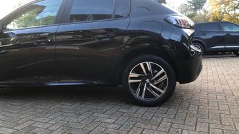 Peugeot 208 1.2 PureTech Active Premium + Hatchback 5dr Petrol EAT Euro 6 (s