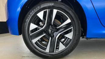 Peugeot 208 50kWh Allure Hatchback 5dr Electric Auto (7.4kW Charger) (136 ps