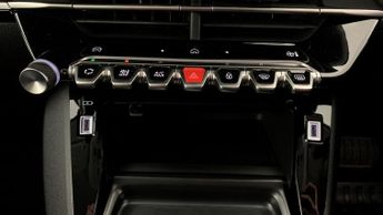 Peugeot 208 50kWh Allure Hatchback 5dr Electric Auto (7.4kW Charger) (136 ps