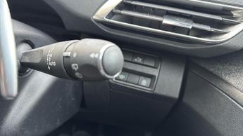 Peugeot 3008 SUV 1.2 PureTech GT Line Premium SUV 5dr Petrol EAT Euro 6 (s/s) (13