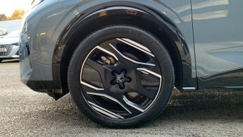 Peugeot 3008 73kWh GT SUV 5dr Electric Auto (210 ps)