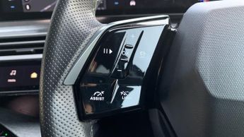 Peugeot 3008 73kWh GT SUV 5dr Electric Auto (210 ps)