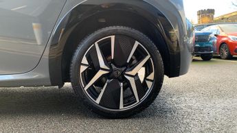 Peugeot 208 1.2 HYBRID GT Hatchback 5dr Petrol Hybrid e-DSC6 Euro 6 (s/s) (1