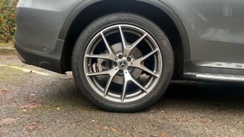 Mercedes-benz Glc 2.0 GLC300d AMG Line (Premium Plus) SUV 5dr Diesel G-Tronic+ 4MA