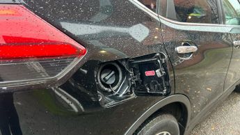 Nissan X-Trail 2.0 dCi N-Connecta SUV 5dr Diesel XTRON Euro 6 (s/s) (177 ps)