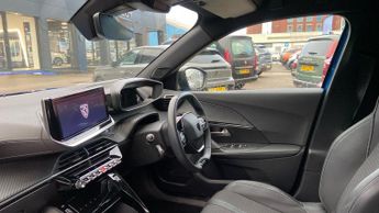 Peugeot 2008 50kWh GT SUV 5dr Electric Auto (7kW Charger) (136 ps)