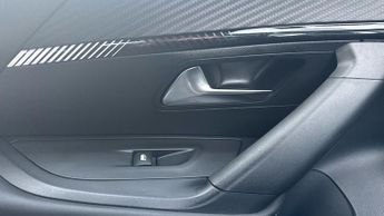 Peugeot 2008 50kWh Allure SUV 5dr Electric Auto (7kW Charger) (136 ps)