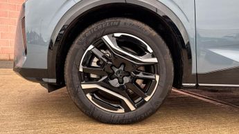 Peugeot 3008 73kWh GT SUV 5dr Electric Auto (210 ps)