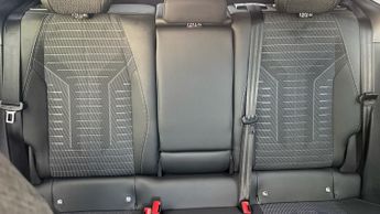 Peugeot 3008 73kWh GT SUV 5dr Electric Auto (210 ps)