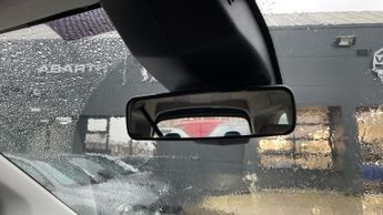 Vauxhall Combo Life Electric 52kWh Design XL MPV 5dr Electric Auto (7.4kW Charger) (136 ps)