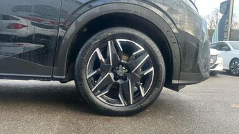 Peugeot 3008 SUV 1.2 HYBRID GT SUV 5dr Petrol Hybrid e-DSC6 Euro 6 (s/s) (136 ps)