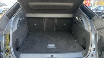 Peugeot 3008 SUV 1.2 HYBRID GT SUV 5dr Petrol Hybrid e-DSC6 Euro 6 (s/s) (136 ps)