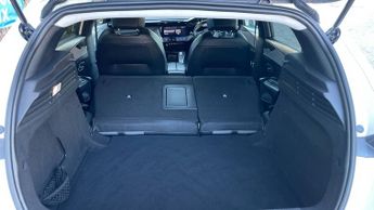 Peugeot 308 1.2 PureTech Allure Premium Hatchback 5dr Petrol EAT Euro 6 (s/s