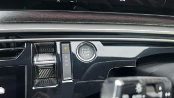 Peugeot 3008 73kWh GT SUV 5dr Electric Auto (210 ps)