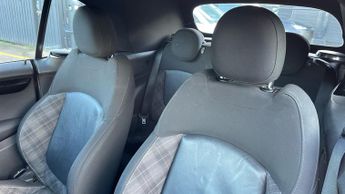 Mini Convertible 1.5 Cooper Convertible 2dr Petrol Steptronic Euro 6 (s/s) (136 p