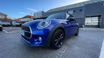Mini Convertible 1.5 Cooper Convertible 2dr Petrol Steptronic Euro 6 (s/s) (136 p