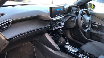 Peugeot 2008 1.2 HYBRID GT SUV 5dr Petrol Hybrid e-DSC6 Euro 6 (s/s) (136 ps)